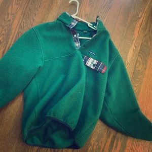 Southern proper pull over (fits like patagonia)